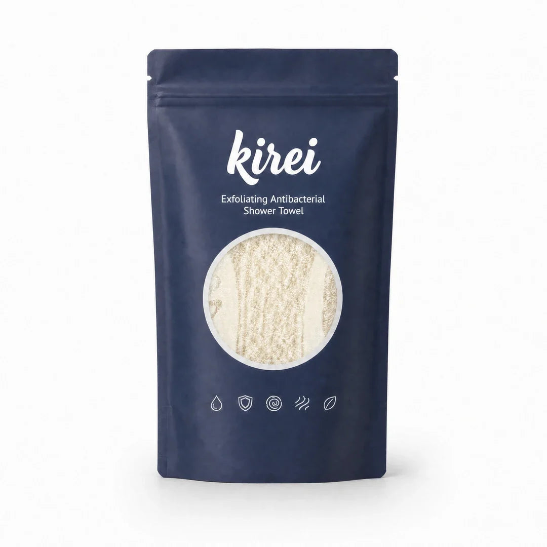 Kirei exfoliating shower towel in Snow White